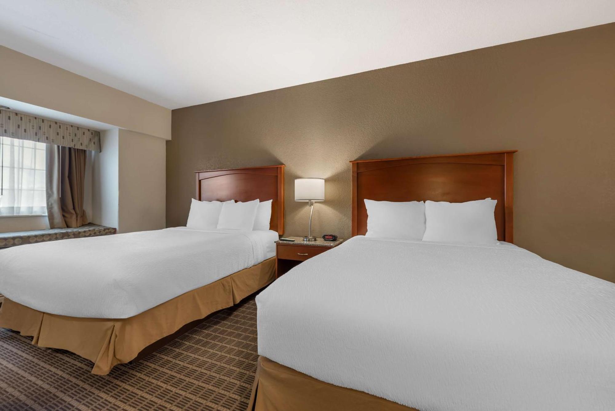 Best Western Plus Peak Vista Inn & Suites Colorado Springs Buitenkant foto